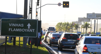 Mabel entrega reconfiguração semafórica de cruzamento na GO-020